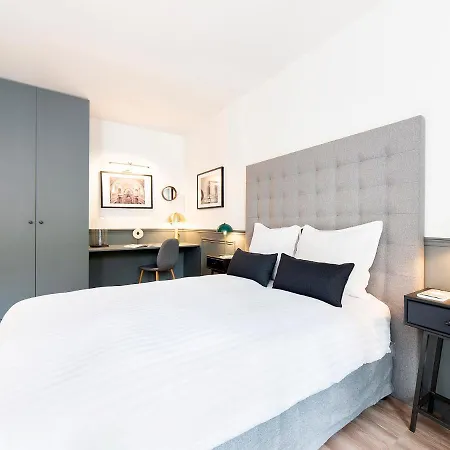 Livinparis - Luxury 2 Bedrooms Centre Pompidou Daire